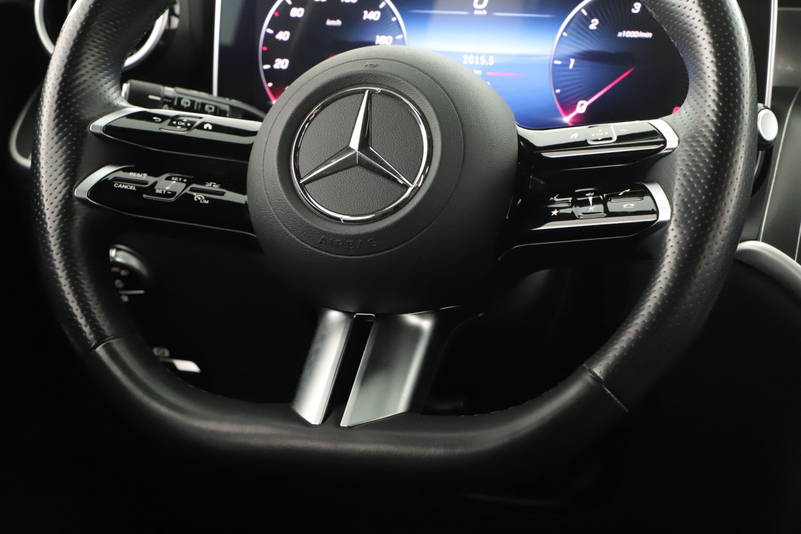 Mercedes-Benz GLC - 2024