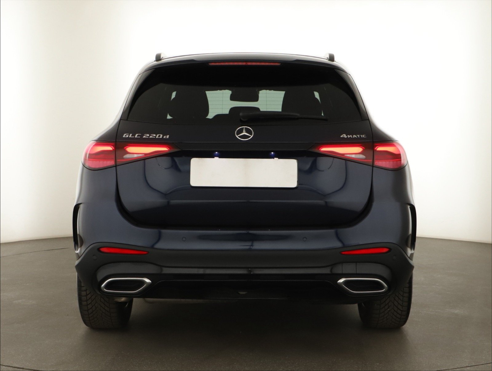 Mercedes-Benz GLC - 2024