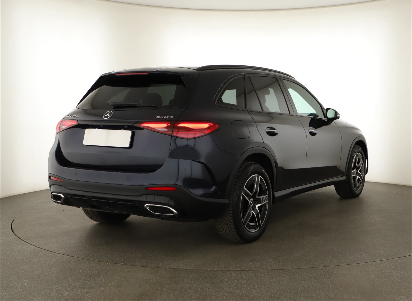 Mercedes-Benz GLC - 2024