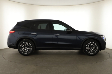 Mercedes-Benz GLC - 2024
