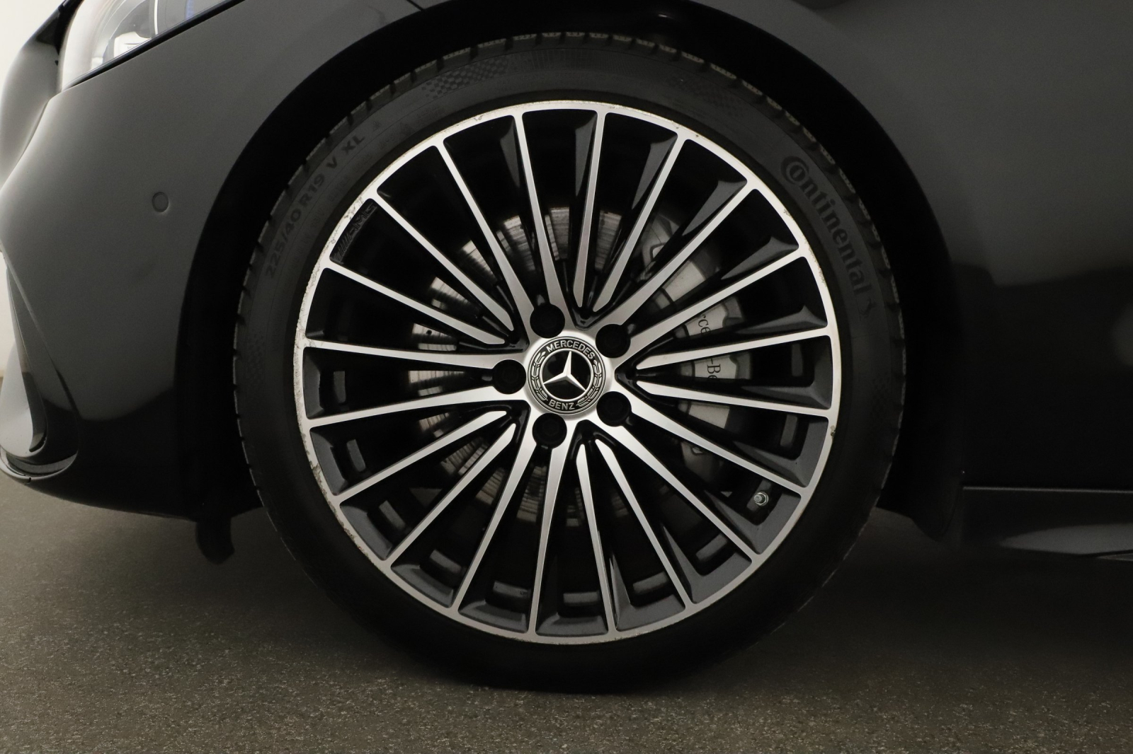 Mercedes-Benz C - 2023