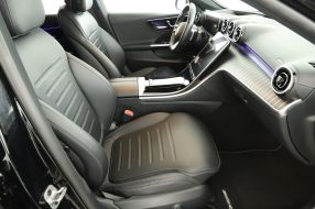 Mercedes-Benz C - 2023