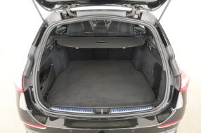 Mercedes-Benz C - 2023
