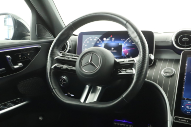 Mercedes-Benz C - 2023