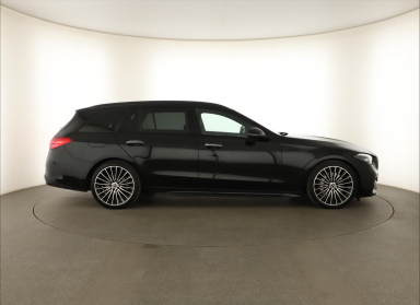 Mercedes-Benz C - 2023