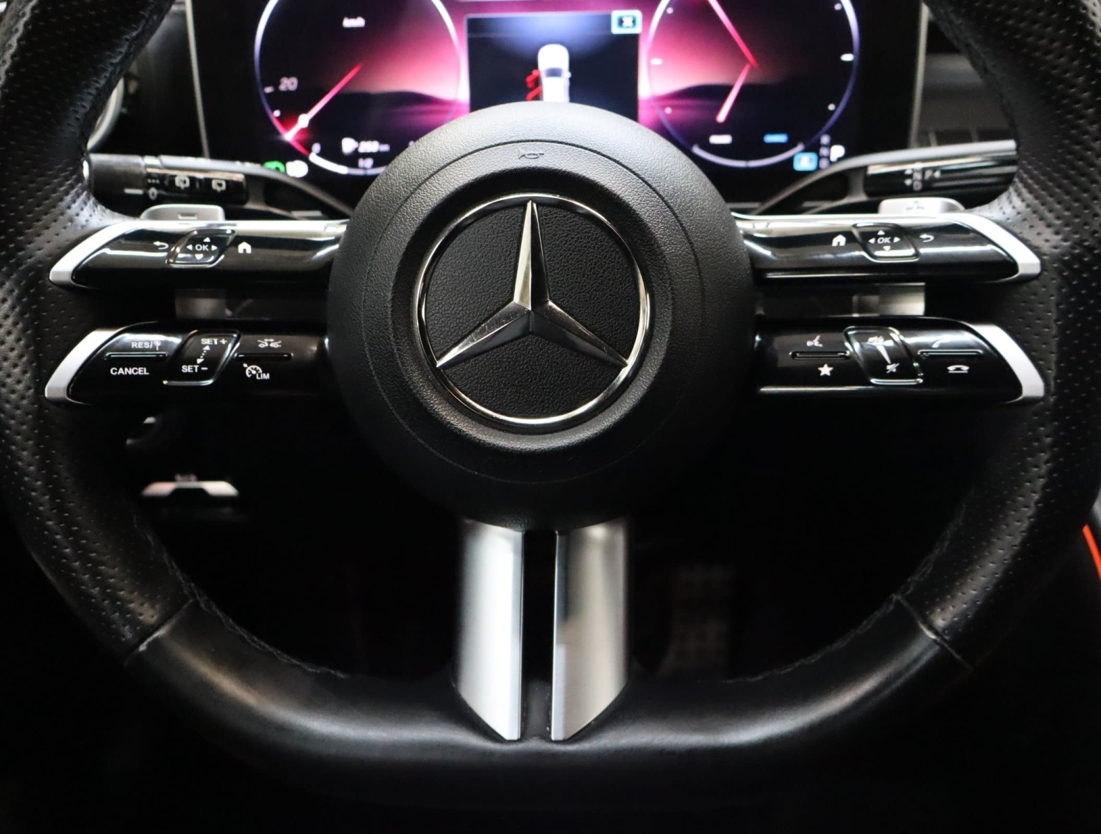 Mercedes-Benz C - 2024