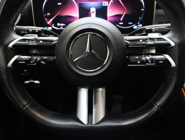 Mercedes-Benz C - 2024
