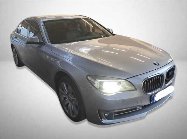 BMW 7 2012