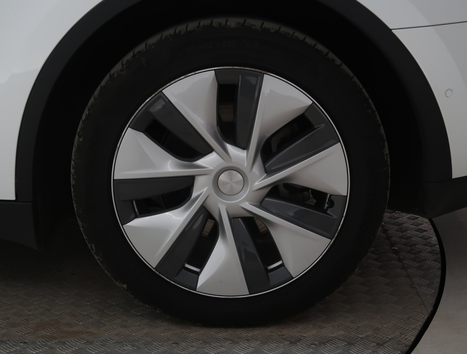 Tesla Model Y - 2022