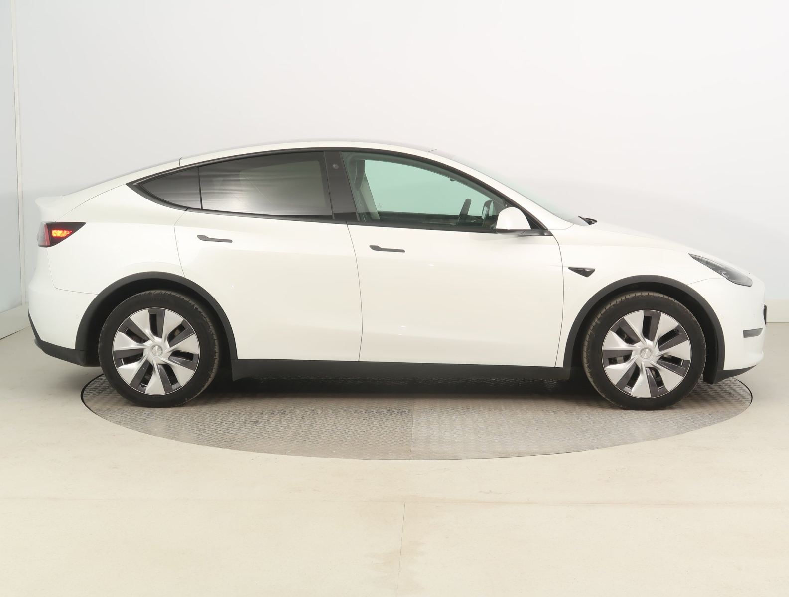 Tesla Model Y - 2022