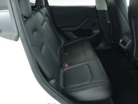 Tesla Model Y - 2022
