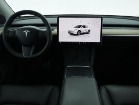 Tesla Model Y - 2022