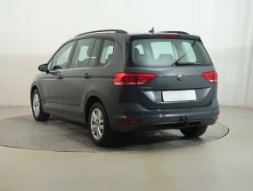 Volkswagen Touran - 2021