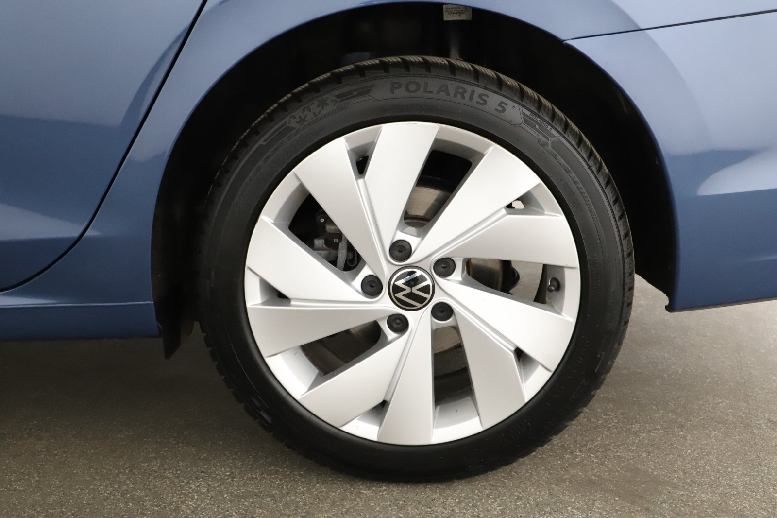 Volkswagen Golf - 2024