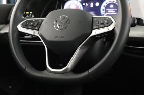 Volkswagen Golf - 2024