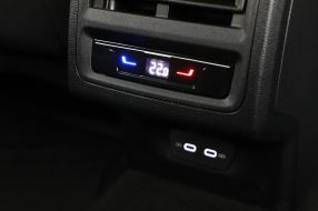 Volkswagen Golf - 2024