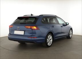 Volkswagen Golf - 2024
