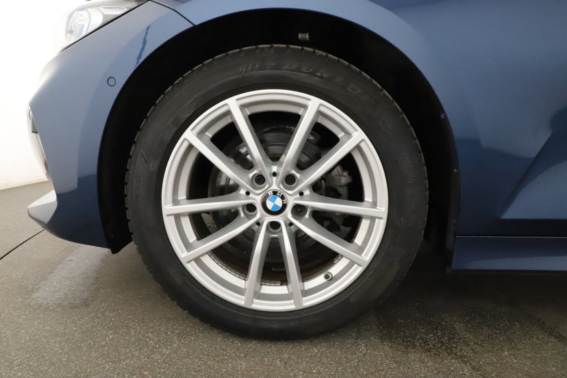 BMW 3, 2023