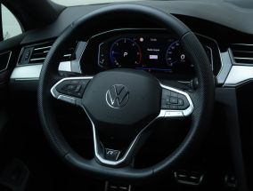 Volkswagen Passat - 2023