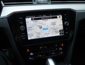 Volkswagen Passat - 2023