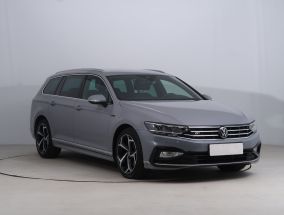 Volkswagen Passat - 2023