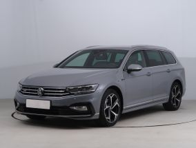 Volkswagen Passat - 2023
