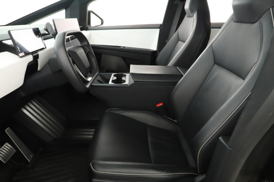 Tesla Cybertruck Dual Motor AWD