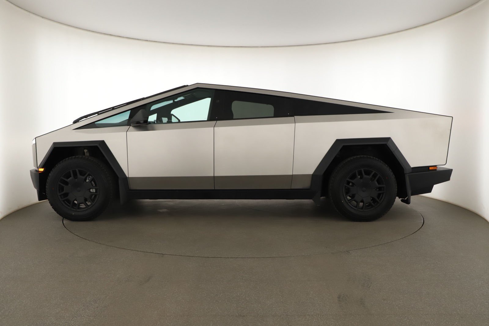 Tesla Cybertruck - 2024