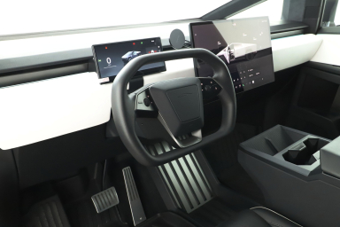 Tesla Cybertruck - 2024