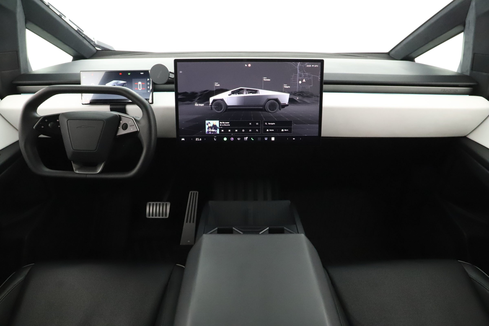 Tesla Cybertruck - 2024