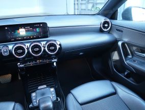 Mercedes-Benz CLA - 2020