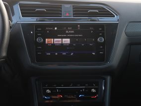 Volkswagen Tiguan - 2022