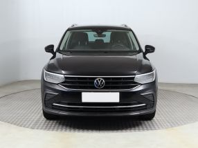 Volkswagen Tiguan - 2020