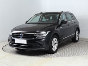 Volkswagen Tiguan - 2020