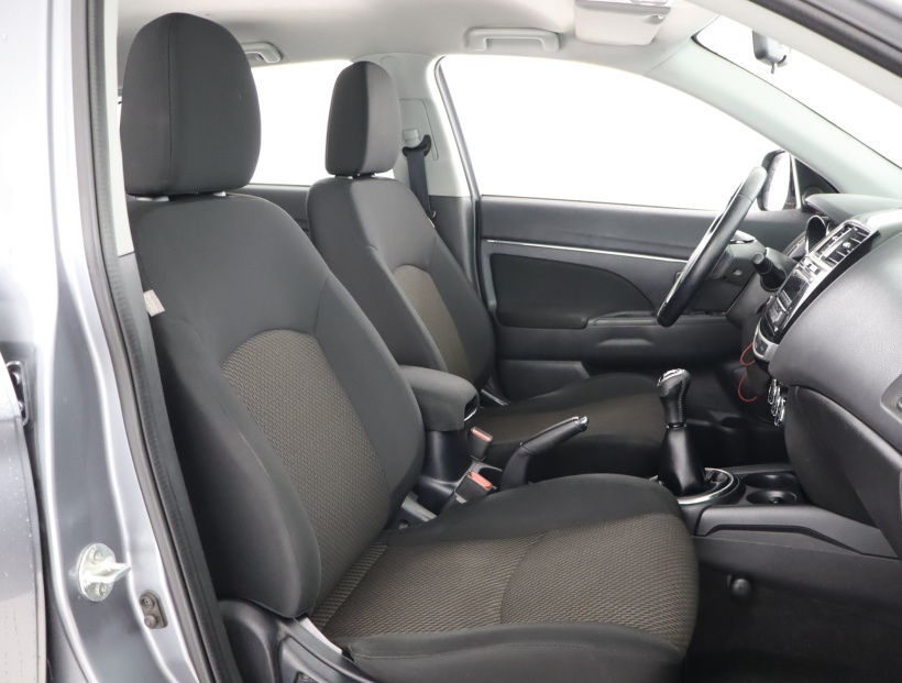 Mitsubishi ASX, 2015