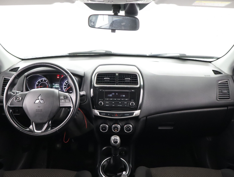 Mitsubishi ASX, 2015