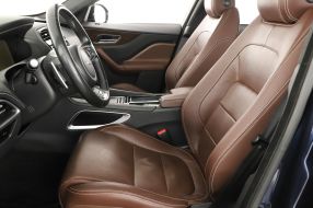 Jaguar F-Pace - 2016