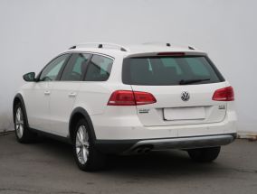 Volkswagen Passat - 2012