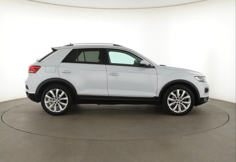 Volkswagen T-Roc, 2018