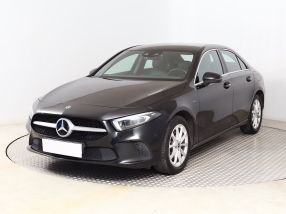 Mercedes-Benz A - 2021