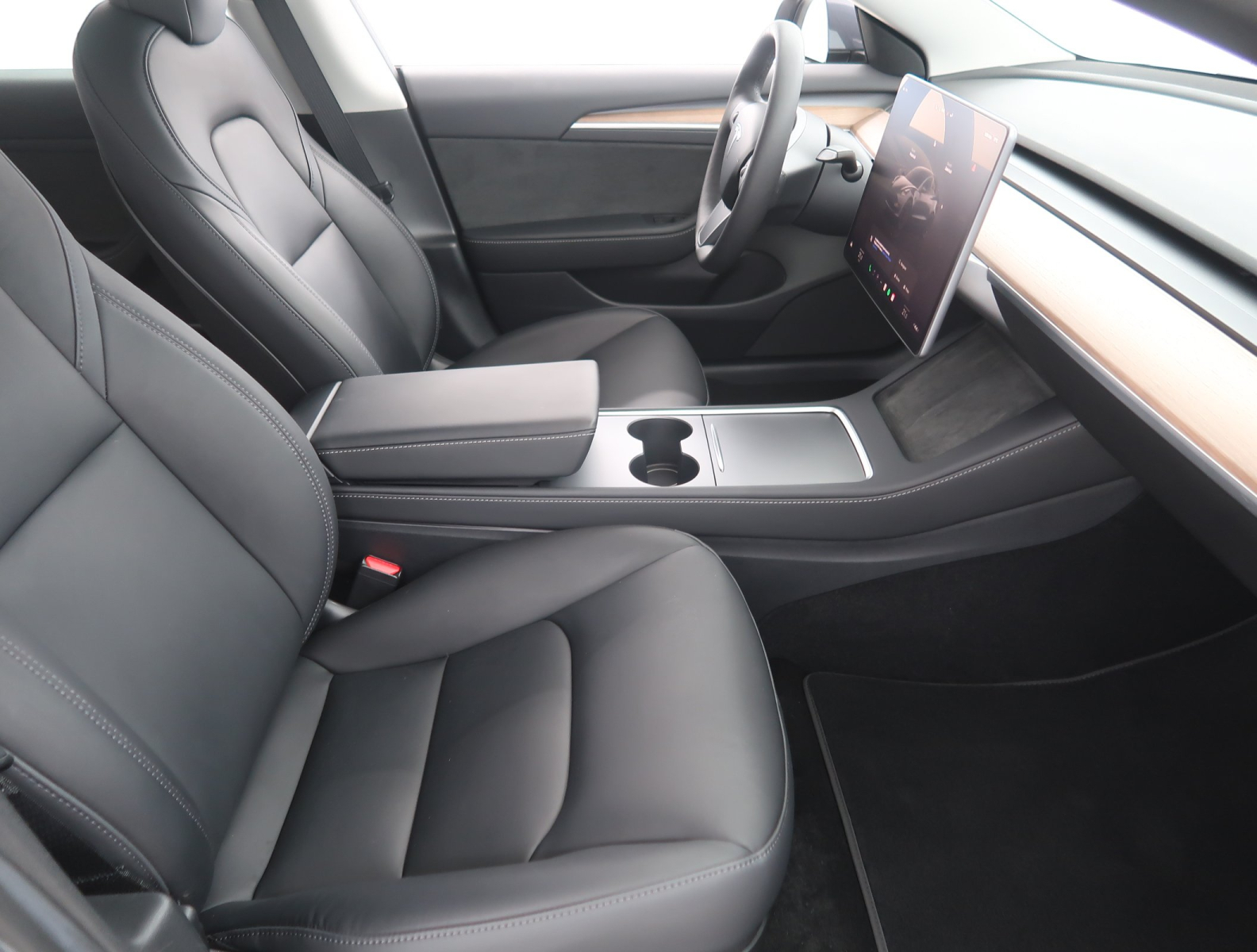 Tesla Model 3 - 2023