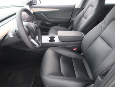 Tesla Model 3 - 2023