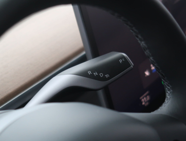 Tesla Model 3 - 2023