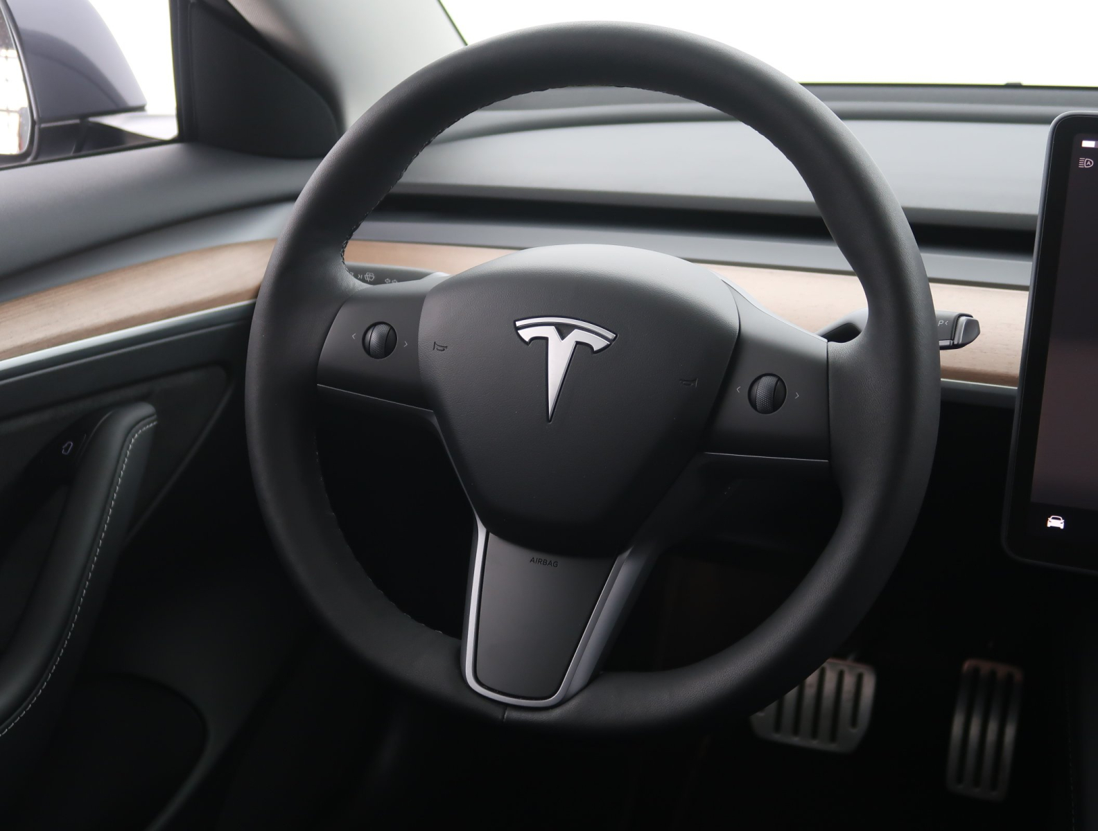 Tesla Model 3 - 2023