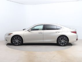 Lexus ES - 2022