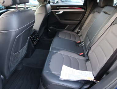 Volkswagen Touareg - 2021