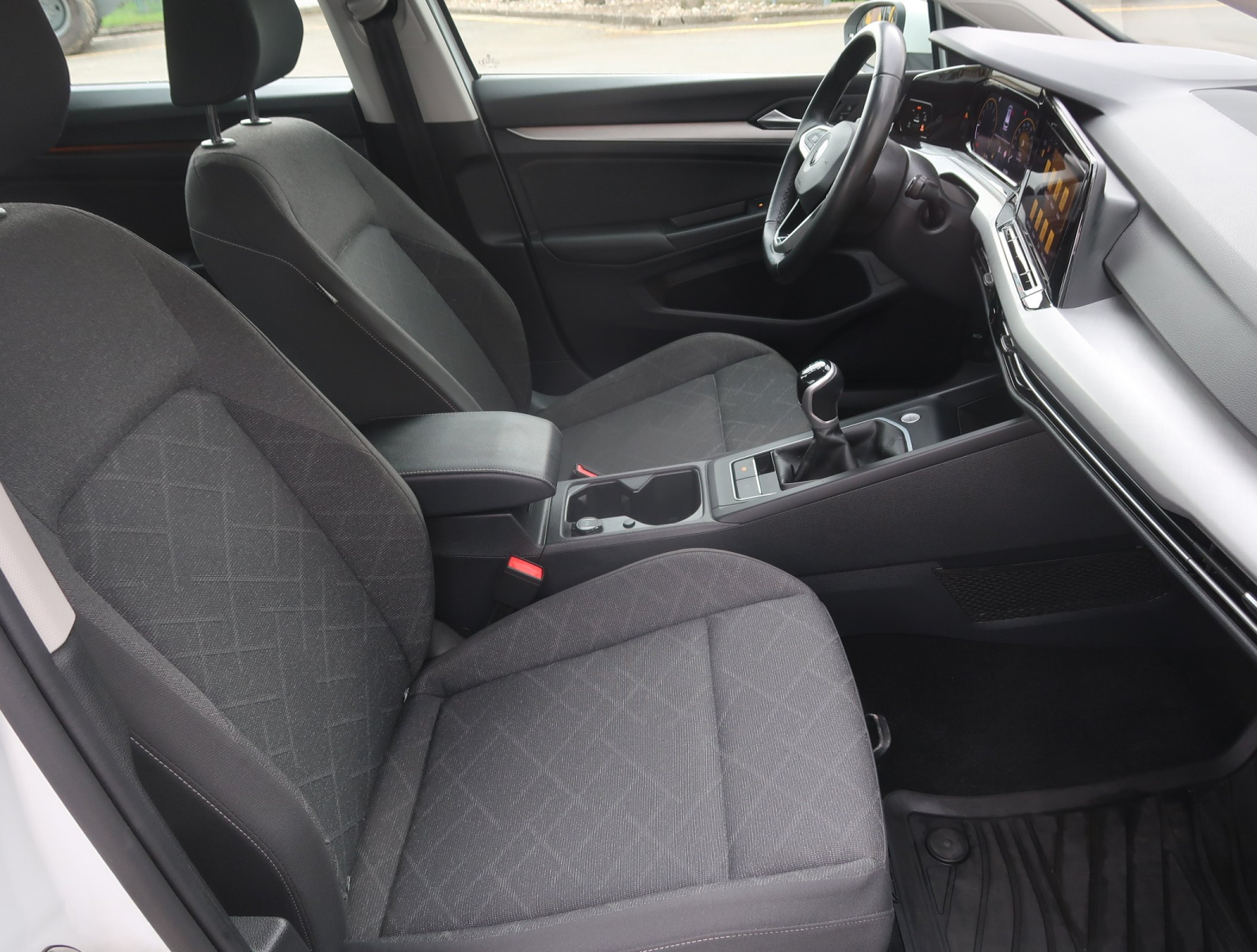 Volkswagen Golf - 2022