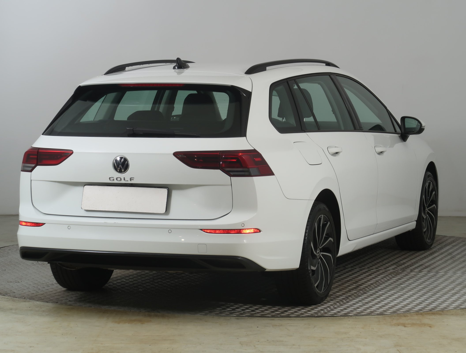 Volkswagen Golf - 2022