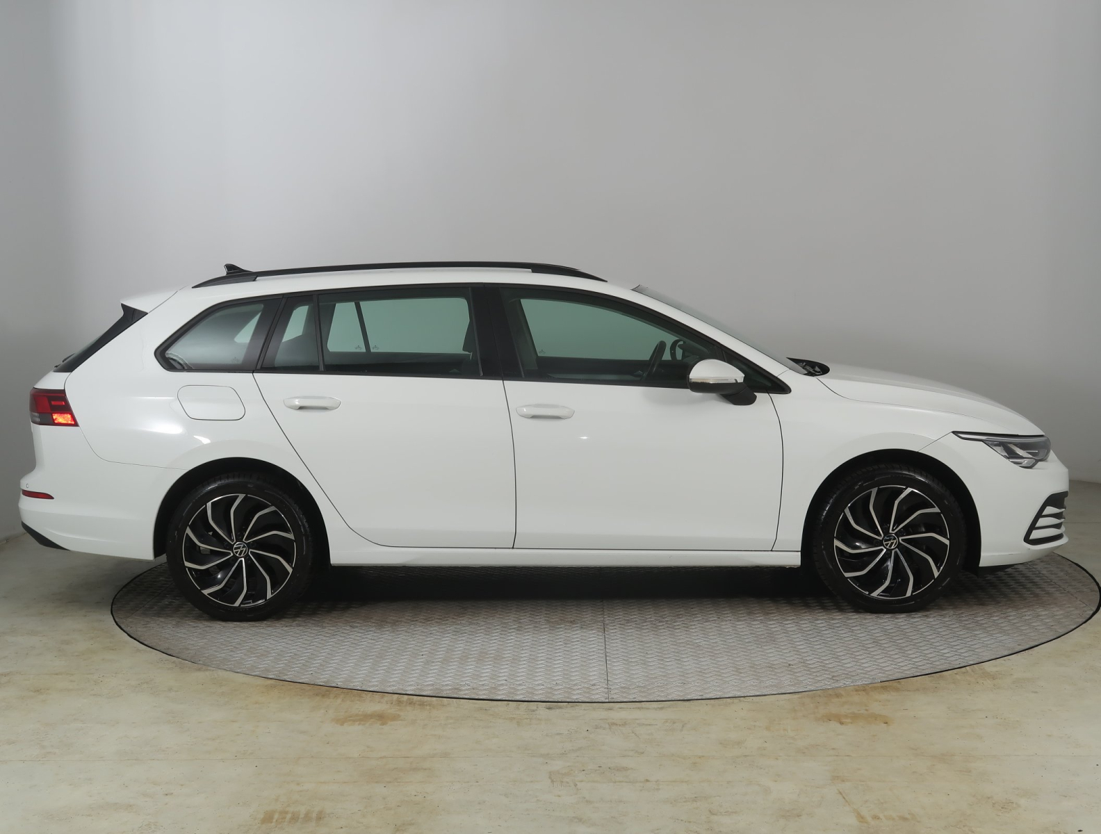 Volkswagen Golf - 2022