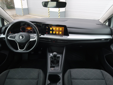 Volkswagen Golf - 2022